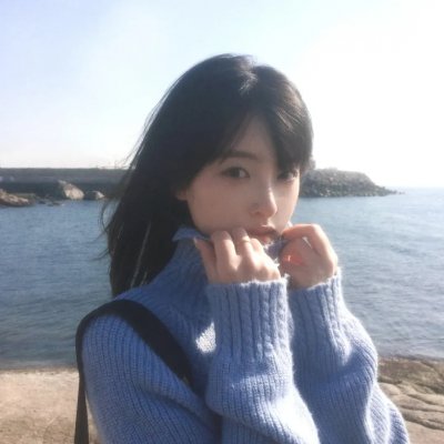女孩年轻时所遭受的苦楚